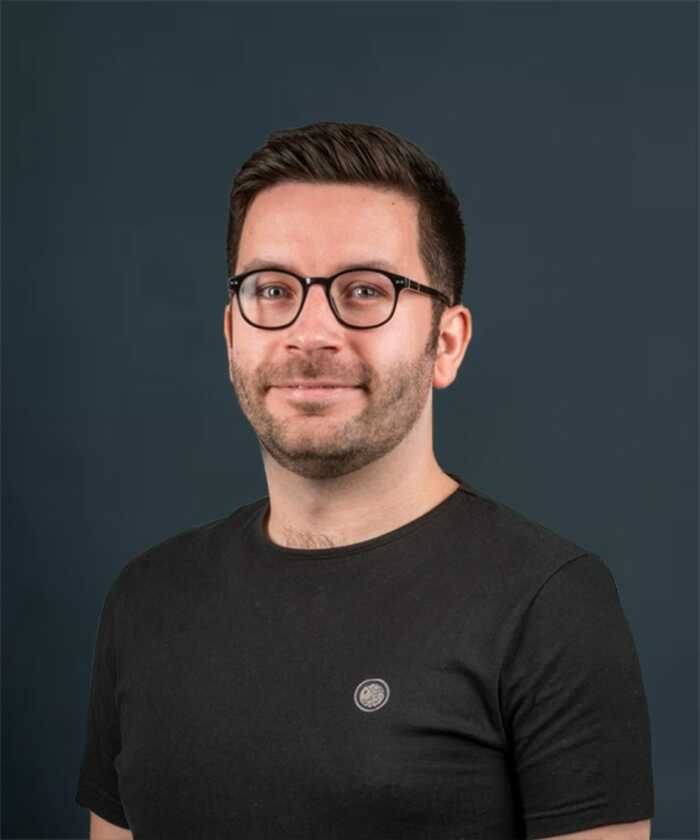 Rob Larcombe Rob Larcombe